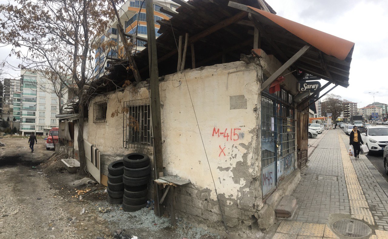 Başpınar Mahallesi Orhan Kemal Caddesi No:83/E Yıkım Tebligatı