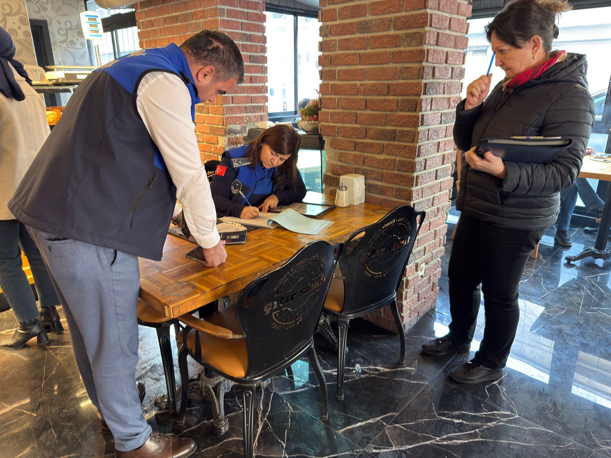 ALTINDAĞ'DA SAĞLIKSIZ GIDAYA GEÇİT YOK