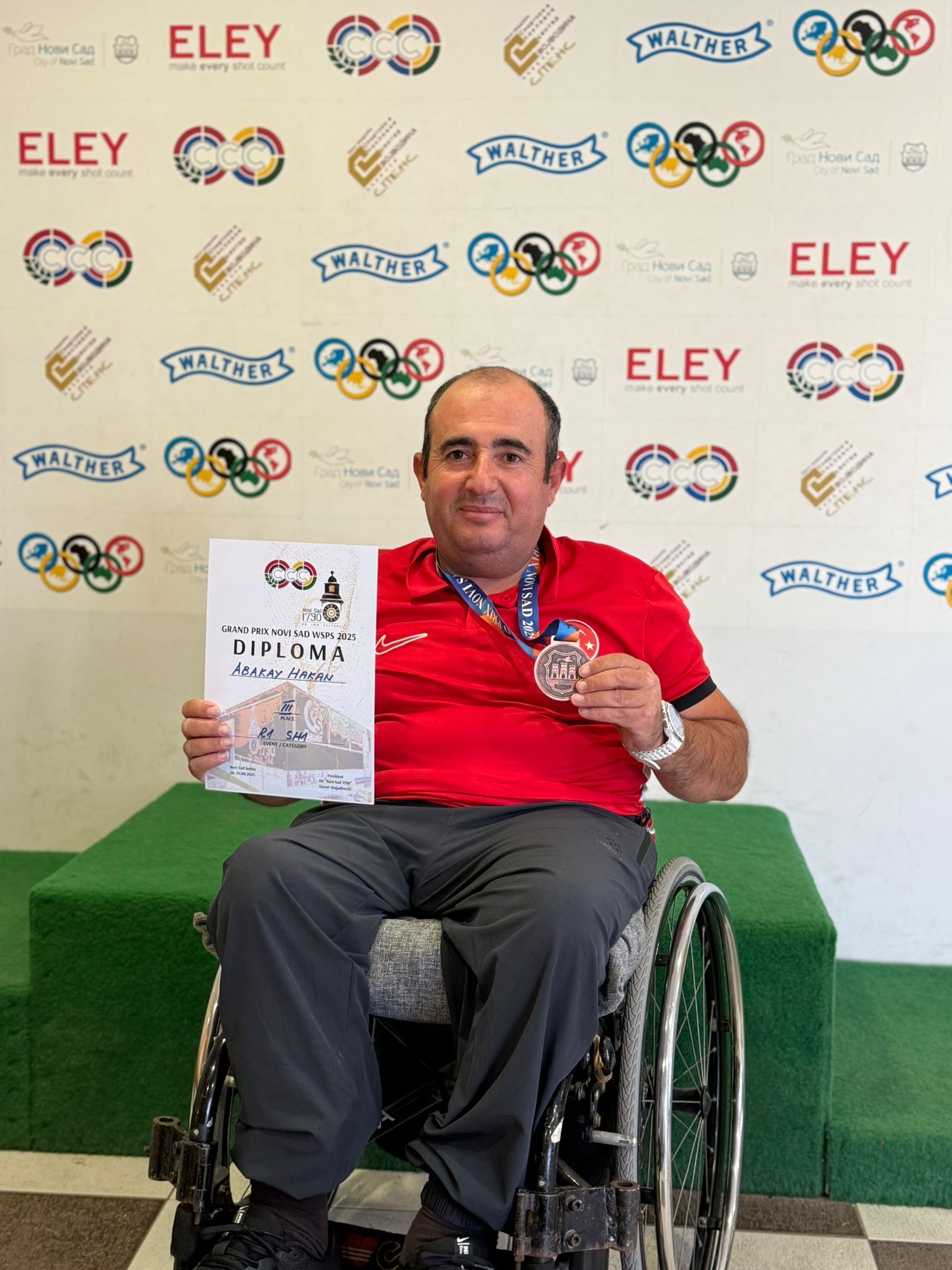 ALTINDAĞLI DERİ USTASI VE MİLLİ SPORCU HAKAN ABAKAY ENGELLERE MEYDAN OKUYOR