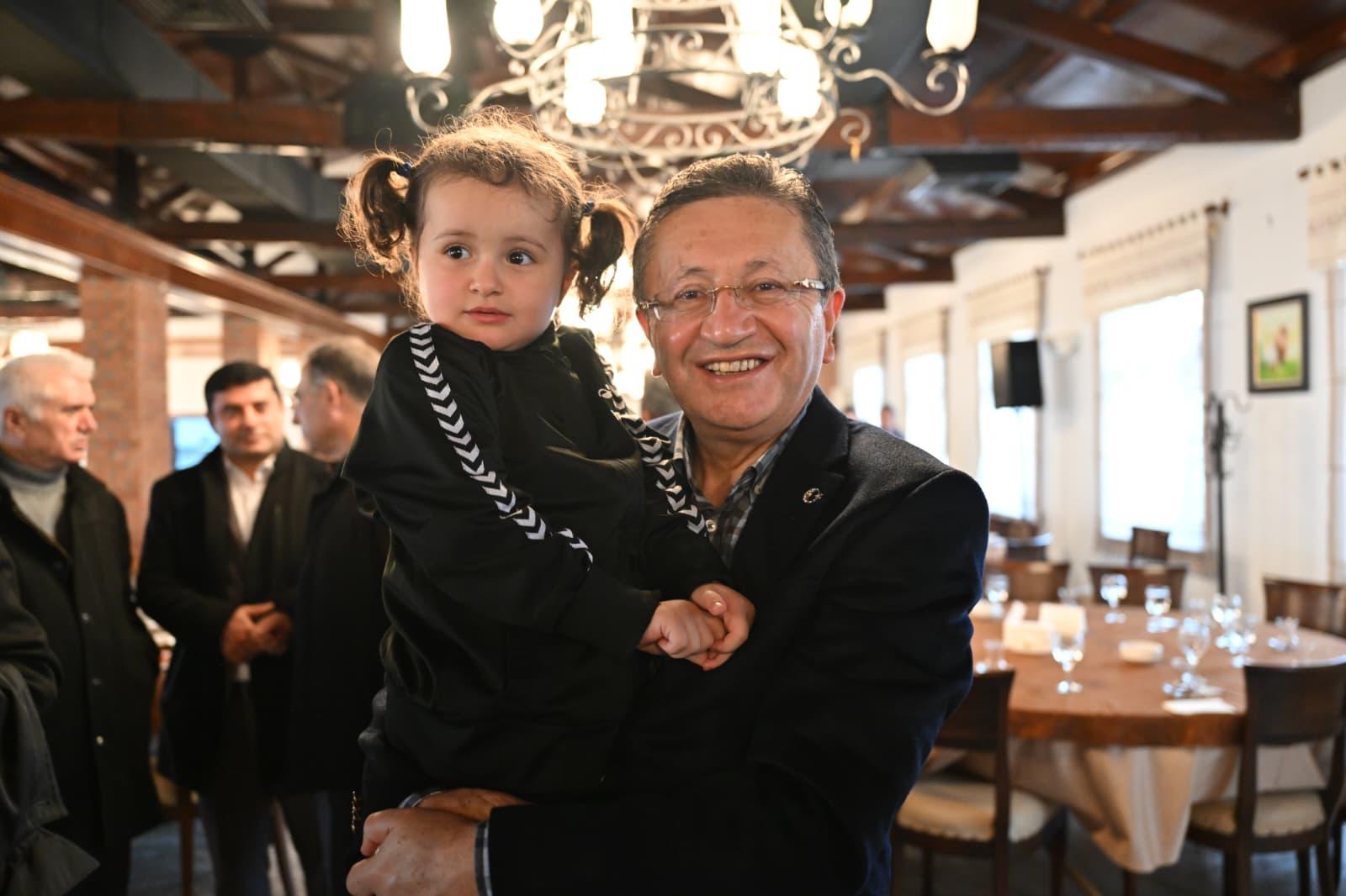 BAŞKAN TİRYAKİ DOĞANTEPE VE FERİDUN ÇELİK SAKİNLERİYLE BULUŞTU