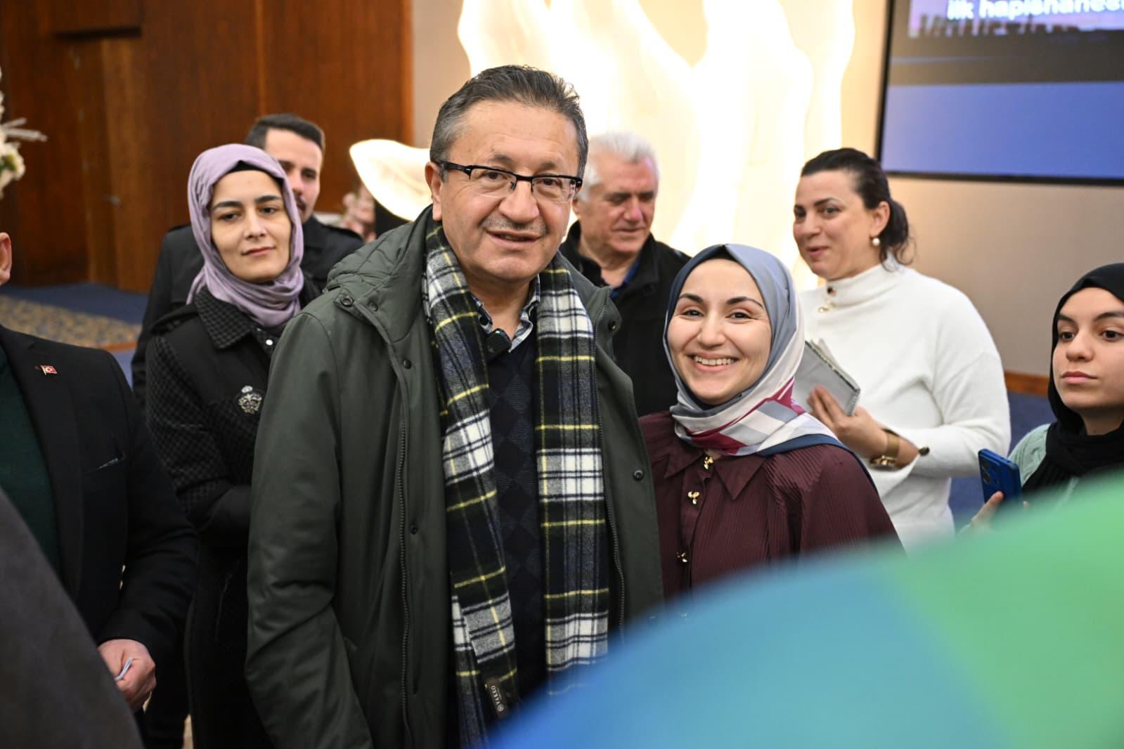 KOMŞULAR KAHVALTIDA BULUŞTU